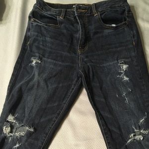 American Eagle Distressed Jeans